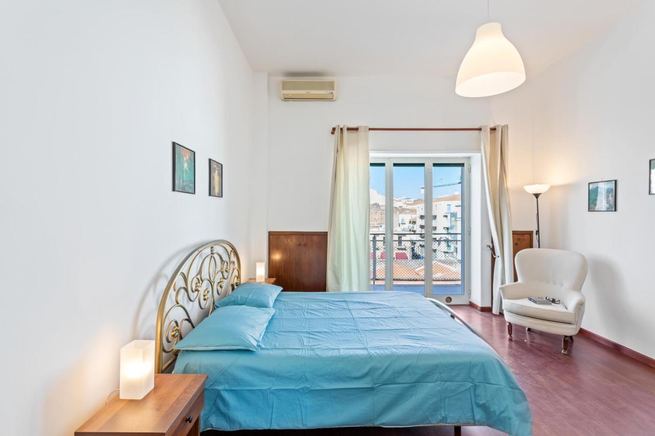 Liberta Frame Apartment With Terrace And Etna View Catánia Buitenkant foto