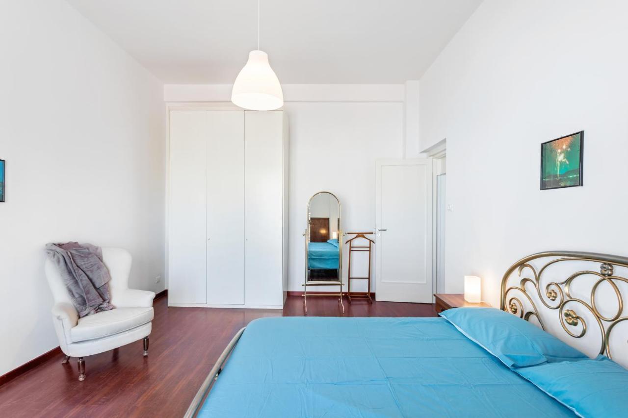 Liberta Frame Apartment With Terrace And Etna View Catánia Buitenkant foto