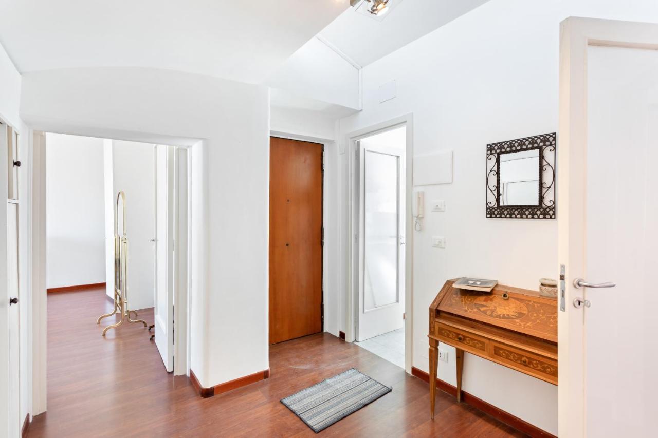 Liberta Frame Apartment With Terrace And Etna View Catánia Buitenkant foto